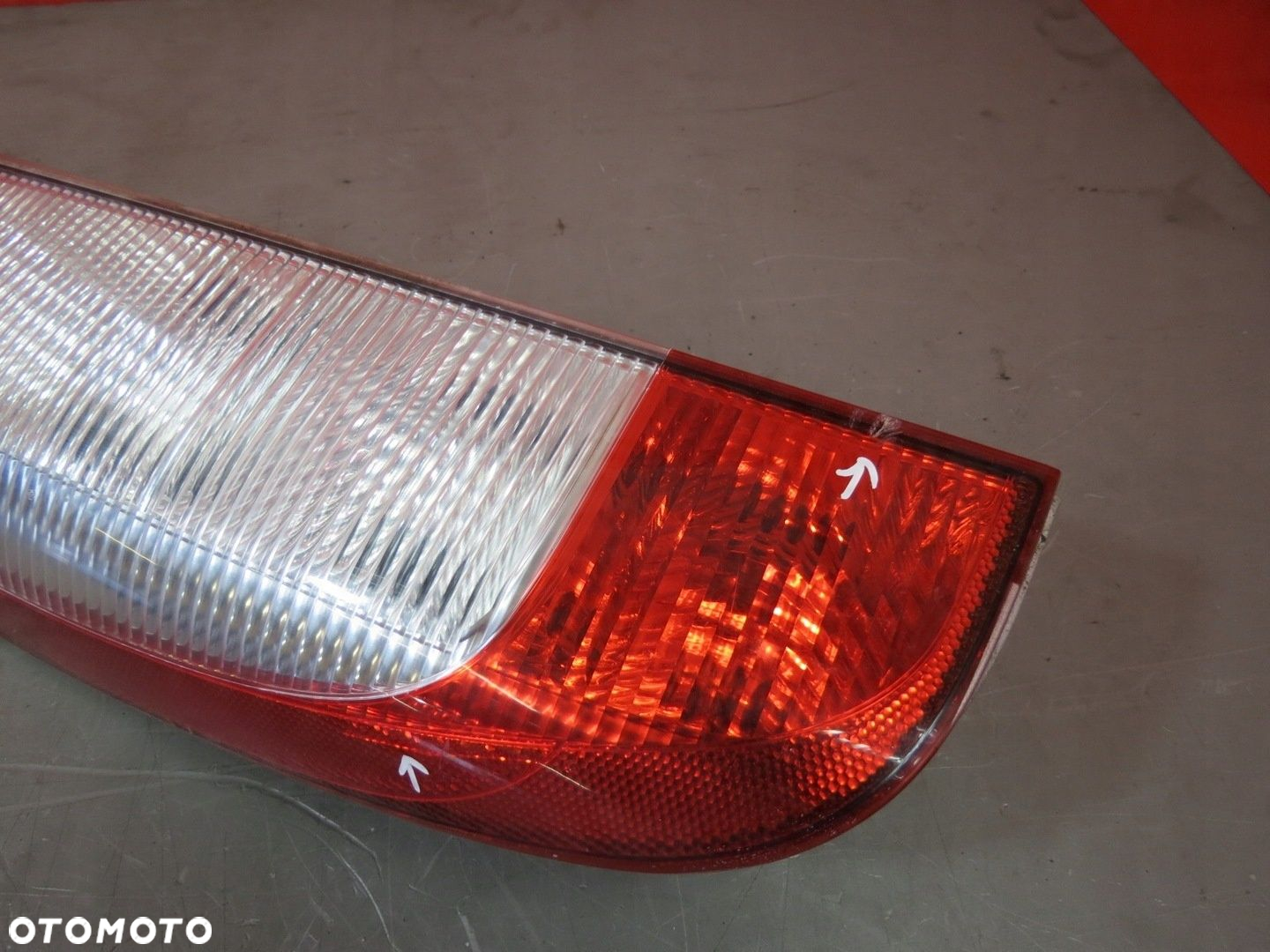 MERCEDES W639 VITO 03- VIANO LAMPA LEWA TYŁ KLAPA - 3