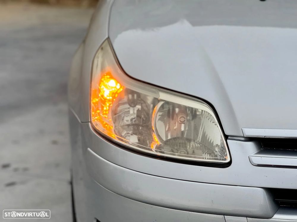 Citroën C4 1.6 HDi FAP Exclusive - 31