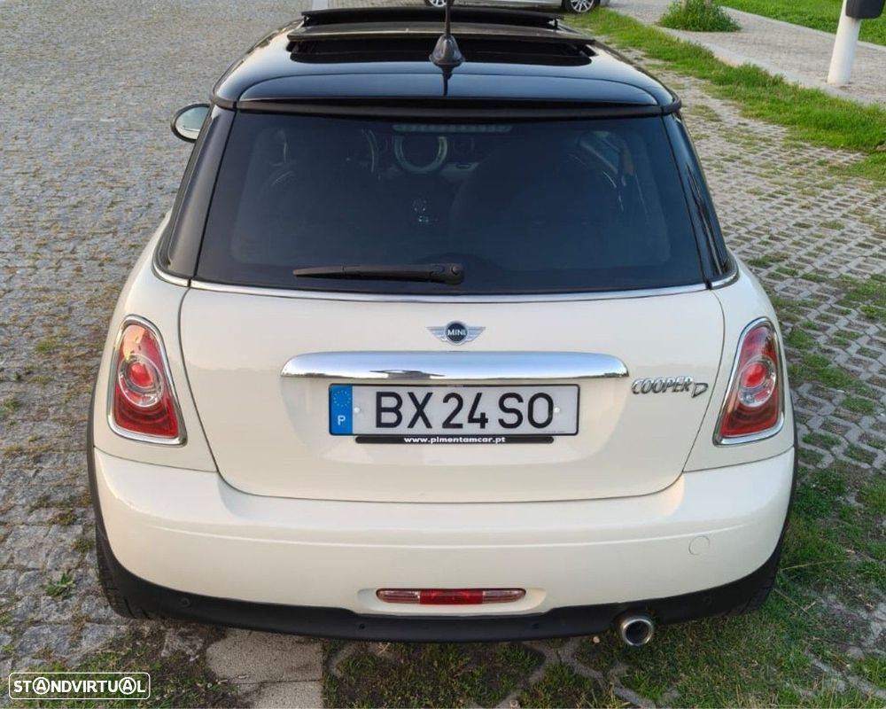 MINI 3 Portas Cooper D - 17