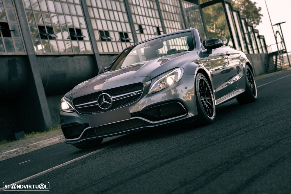 Mercedes-Benz C 63 AMG S - 37