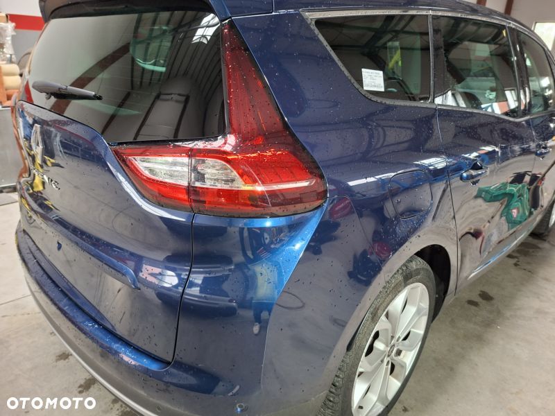 Renault Grand Scenic BLUE dCi 120 BUSINESS EDITION - 17