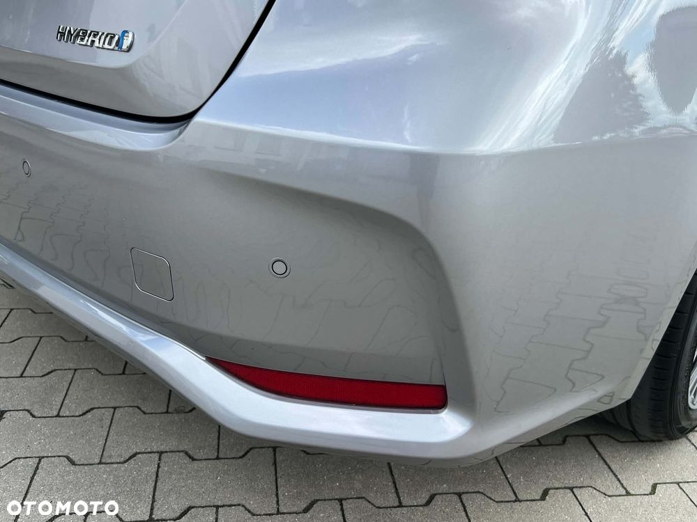 Toyota Corolla - 10