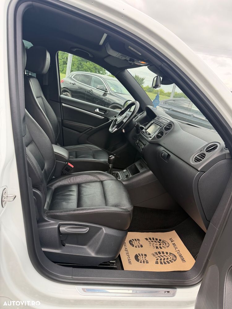 Volkswagen Tiguan 2.0 TDI SCR R-Line - 15
