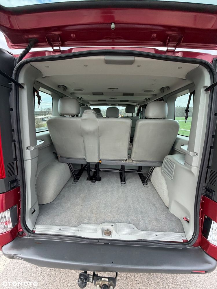 Renault Trafic L1H1 Passenger Lux - 12