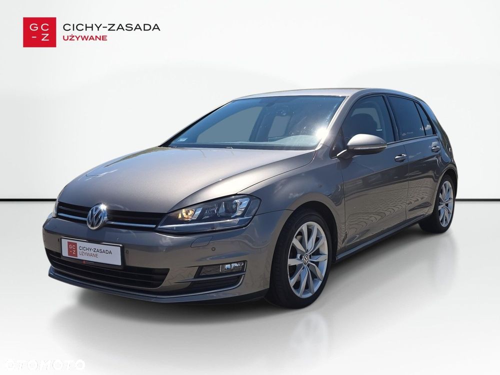 Volkswagen Golf - 2