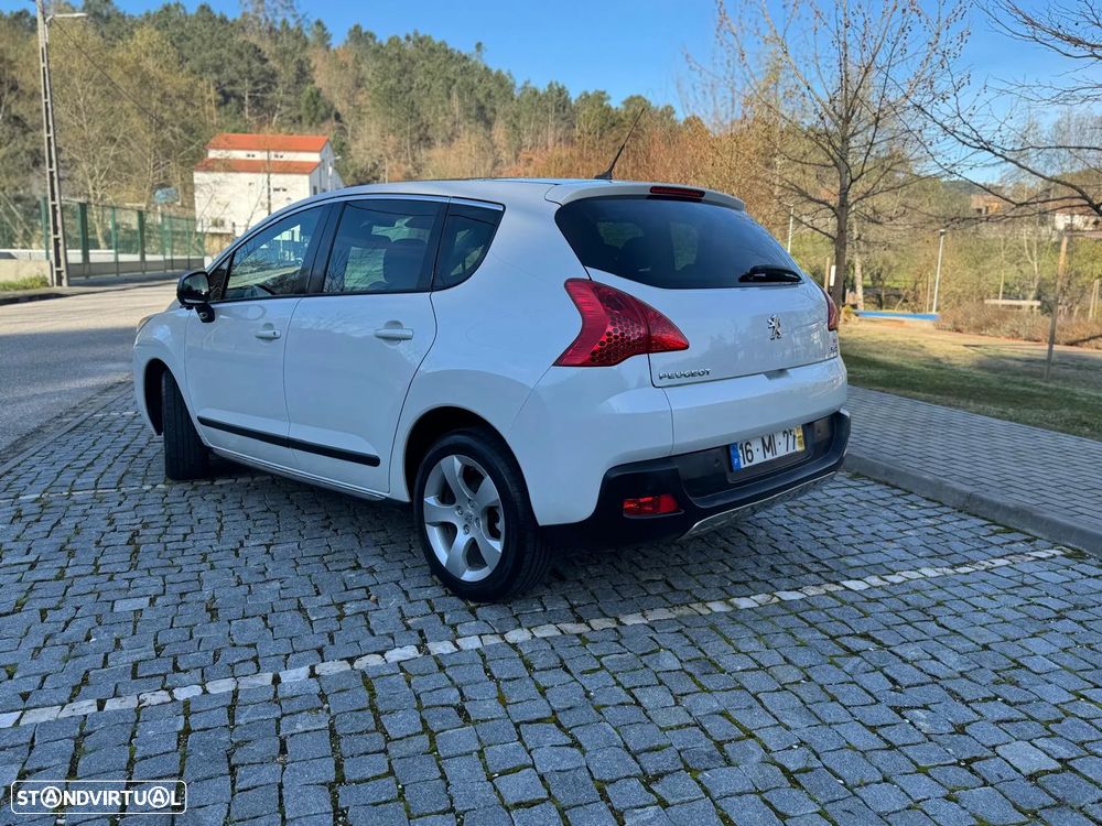 Peugeot 3008 1.6 e-HDi Allure 2-Tronic - 8