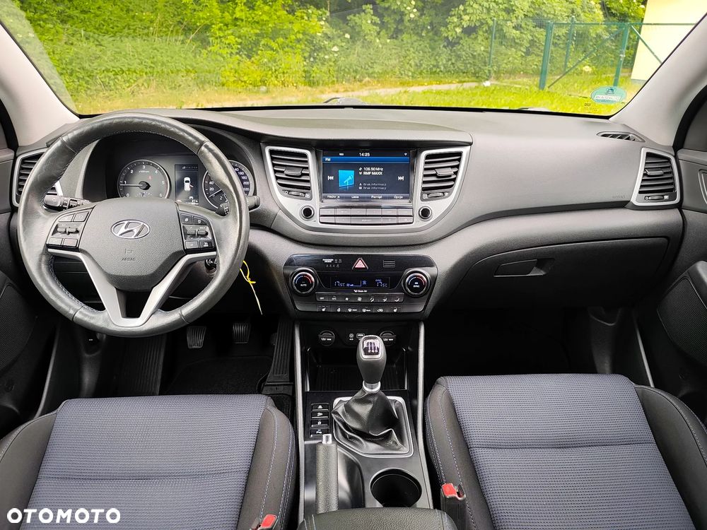 Hyundai Tucson blue 1.7 CRDi 2WD Passion - 9