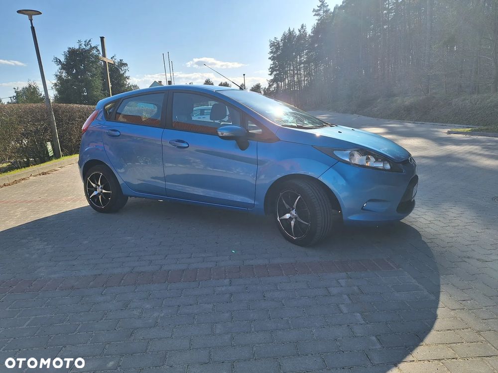 Ford Fiesta 1.25 Titanium - 10