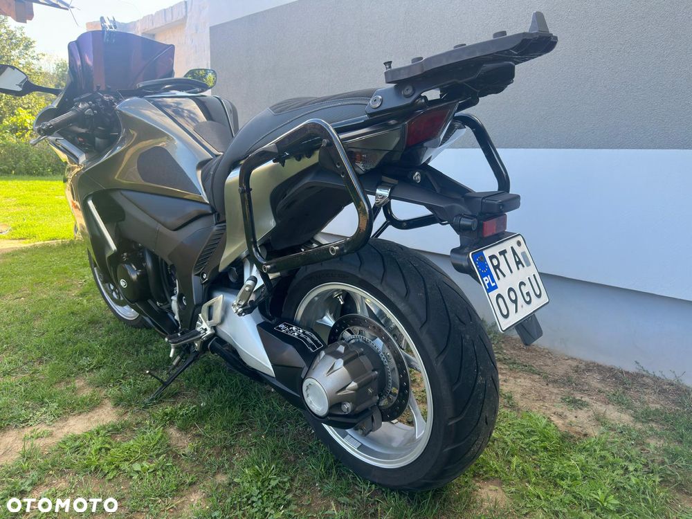 Honda VFR - 20