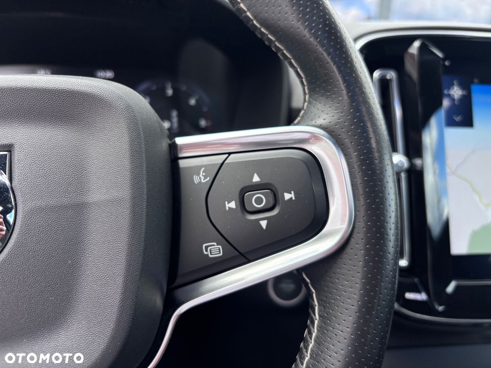 Volvo XC 40 D3 SCR R-Design - 18