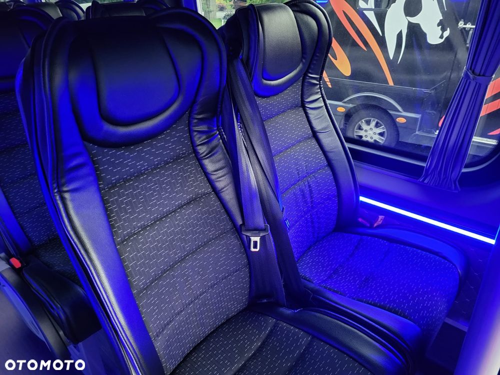 Mercedes-Benz Sprinter - 27