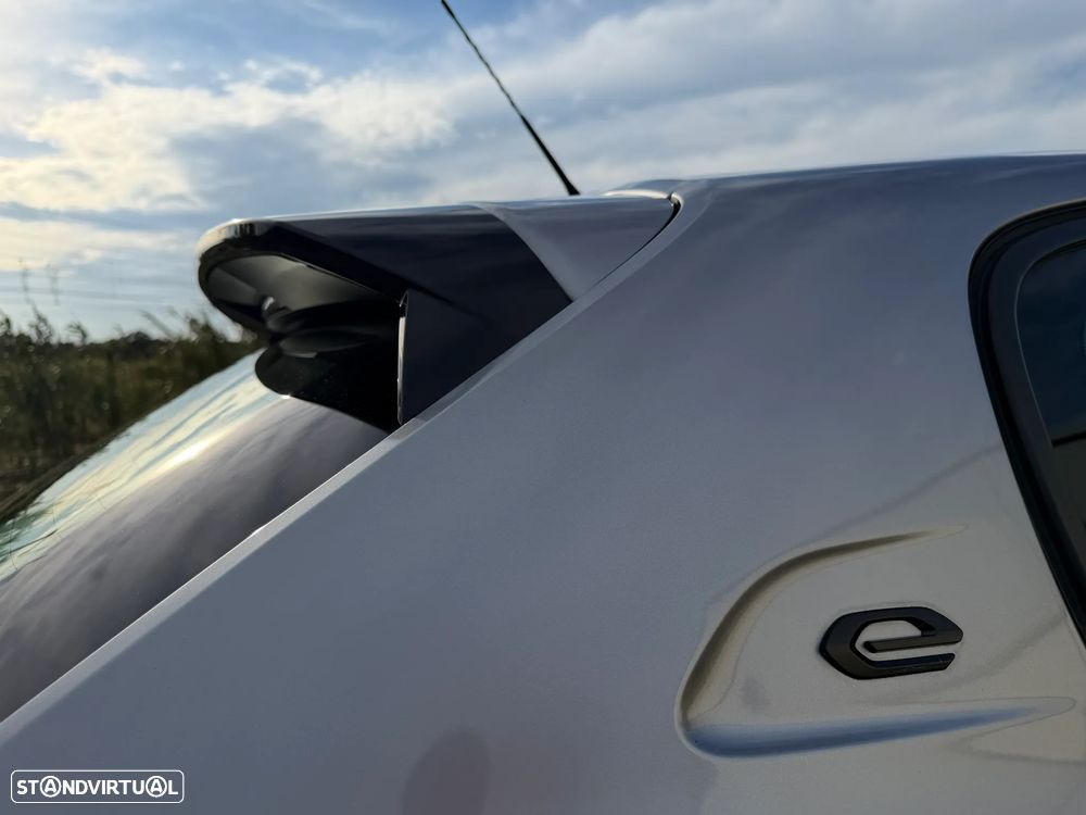 Peugeot e-208 Active Pack - 17