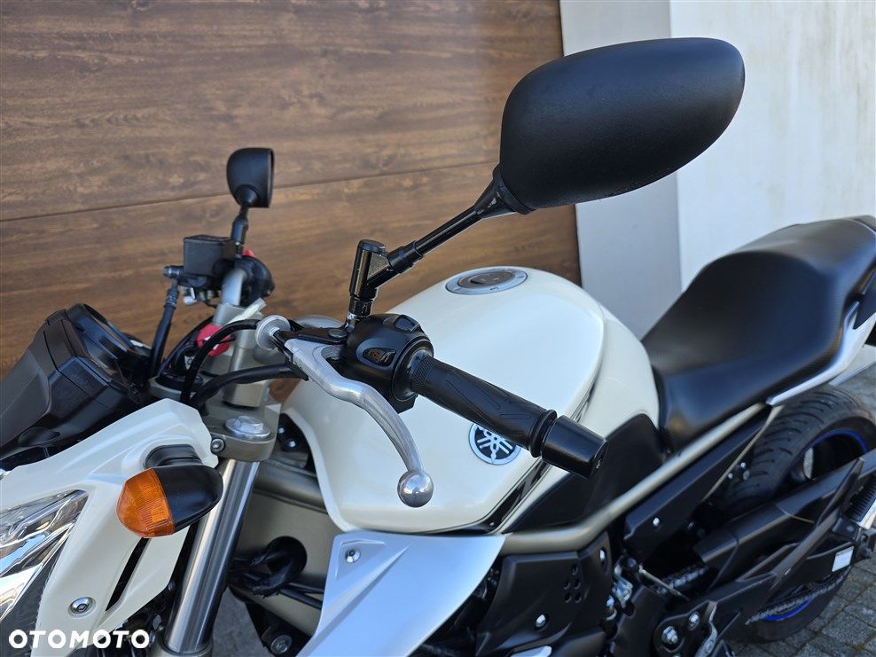 Yamaha XJ - 3