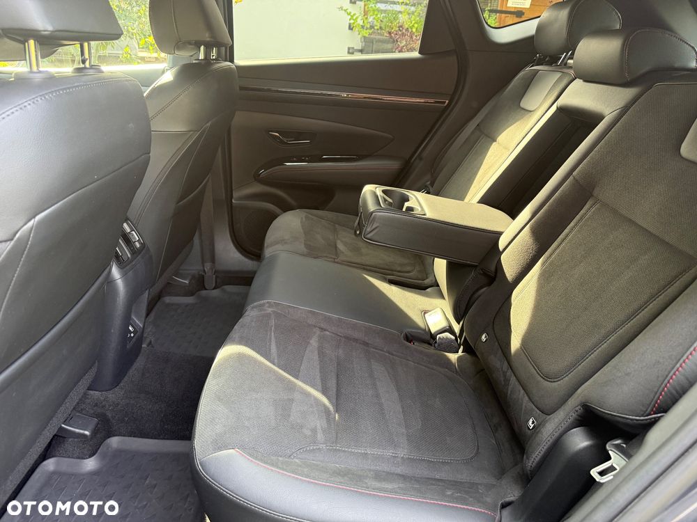 Hyundai Tucson 1.6 T-GDi N-Line 4WD DCT - 24