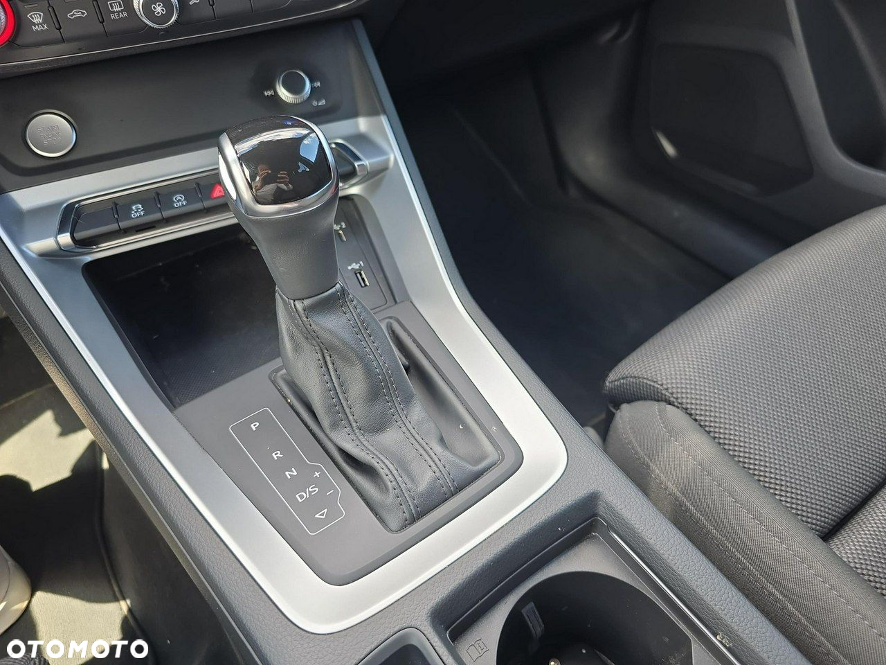 Audi Q3 35 TFSI S tronic - 14