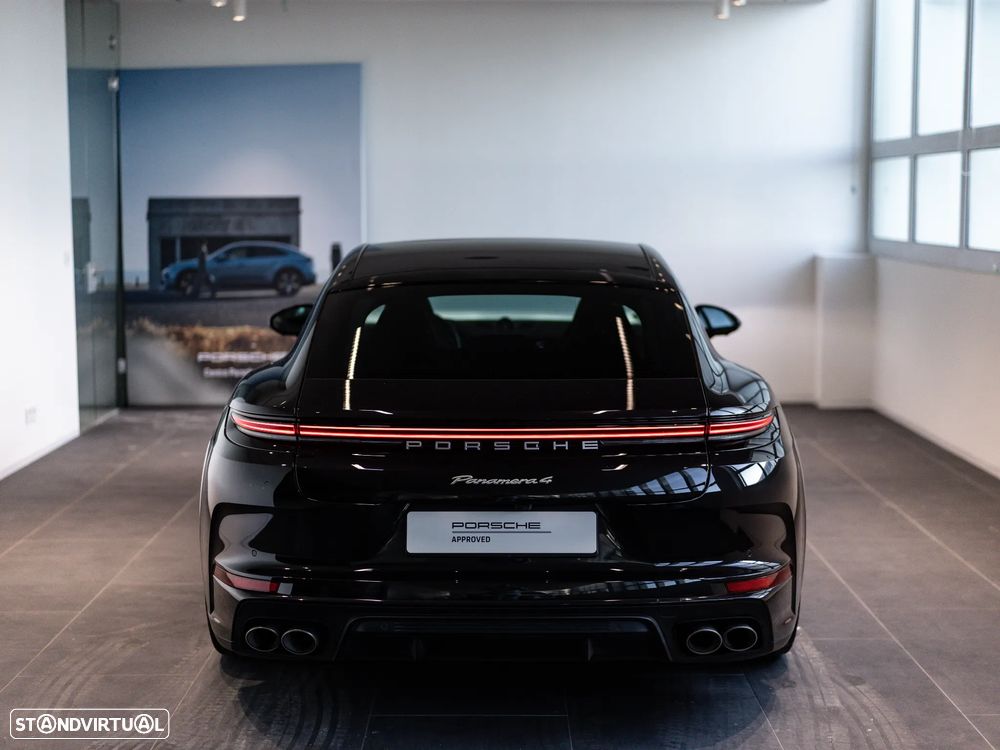 Porsche Panamera 4 E-Hybrid - 11