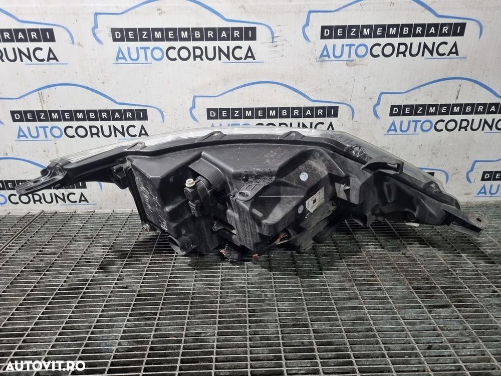 Far Stanga Nissan Qashqai J11 2013 - 2017 SUV 4 Usi (1198) Cu lupă CLEMA LIPITA - 2