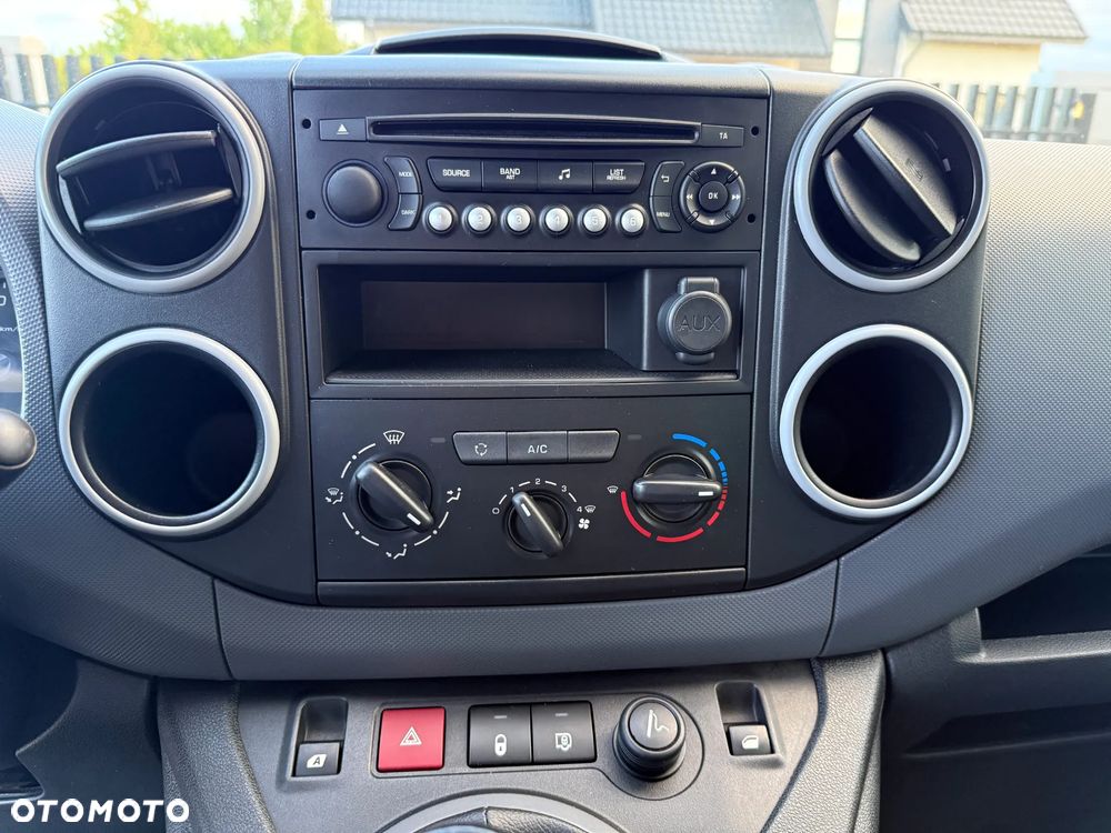 Citroën Berlingo 1.6 HDI 2017r* Klima* Serwisowany 150 tys km! - 21