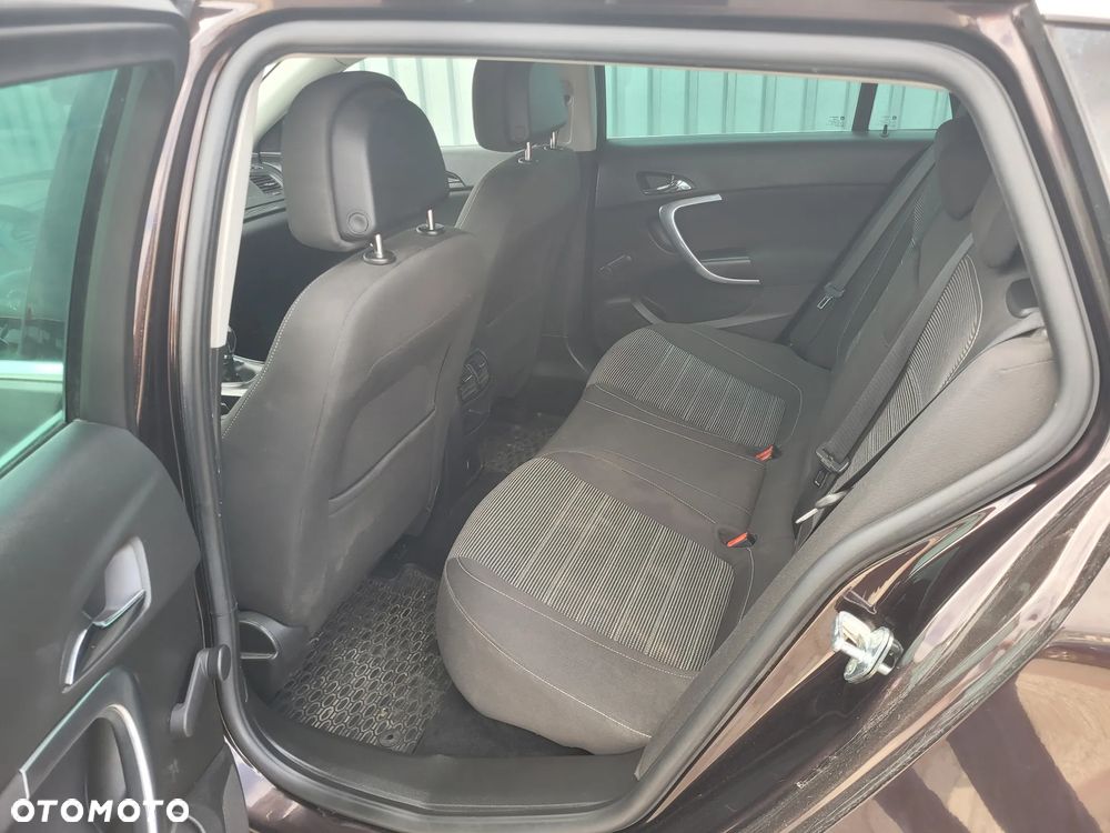 Opel Insignia - 12
