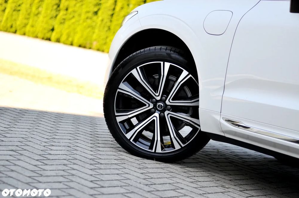 Volvo XC 60 T6 AWD Recharge Geartronic Inscription - 15