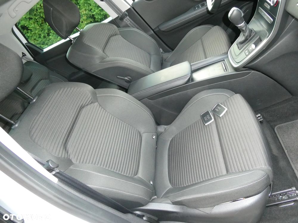 Renault Scenic - 7