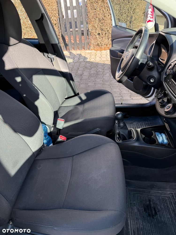 Toyota Yaris 1.0 Active - 22