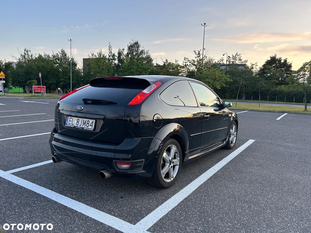 Ford Focus ST - 4