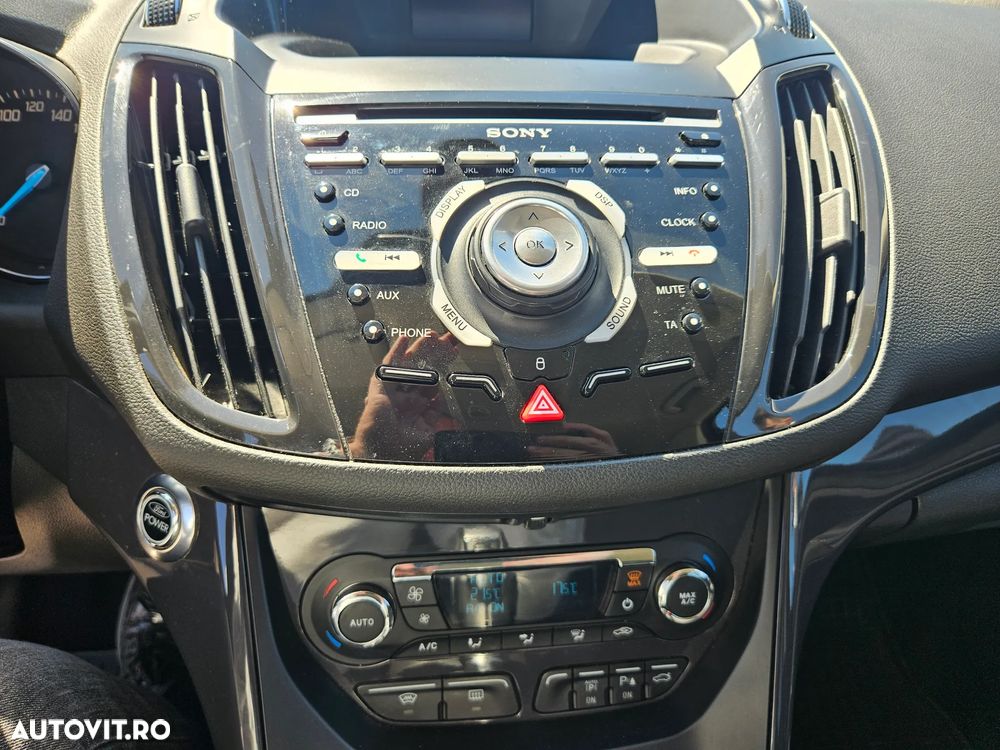 Ford Kuga 2.0 TDCi Powershift 4WD Titanium - 21