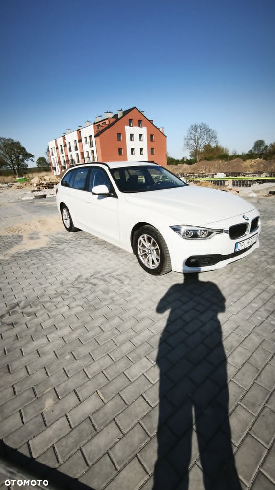 BMW Seria 3 318i GPF Advantage - 14