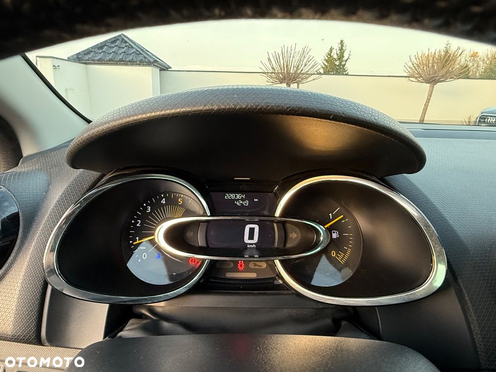 Renault Clio 1.5 dCi Limited - 23