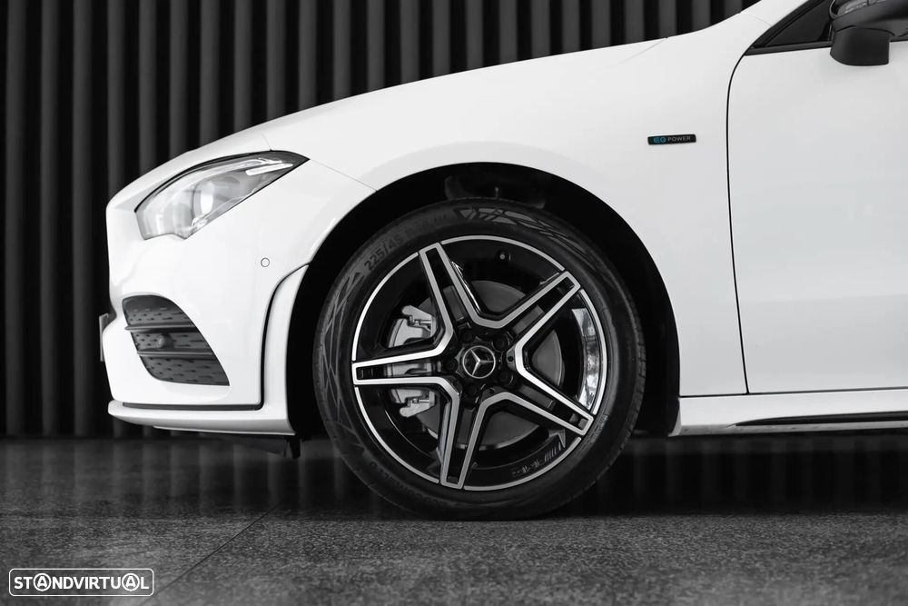 Mercedes-Benz CLA 250 e Shooting Brake AMG Line - 7