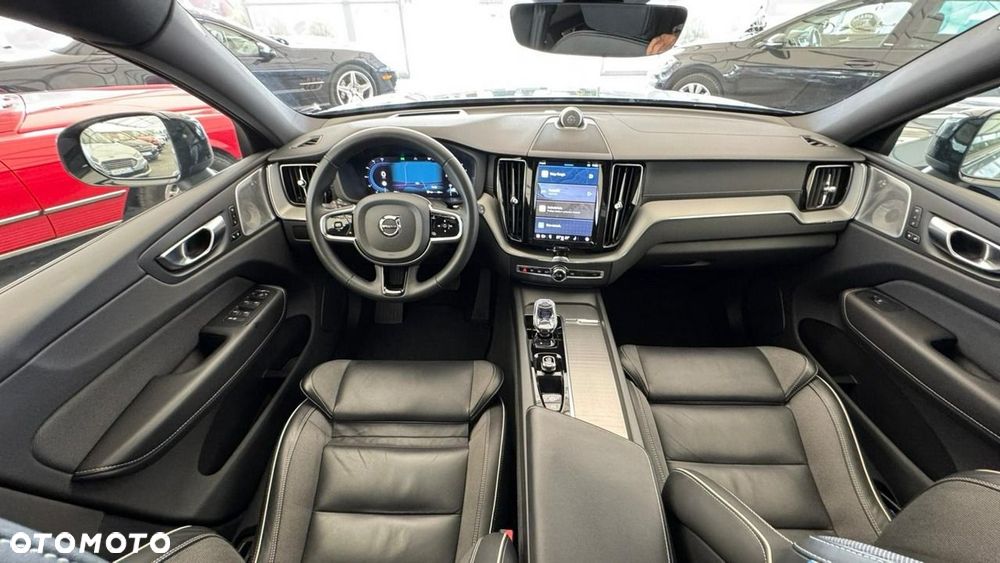 Volvo XC 60 B5 B AWD Ultimate Dark - 35