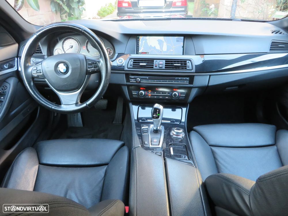 BMW 525 d Auto - 14