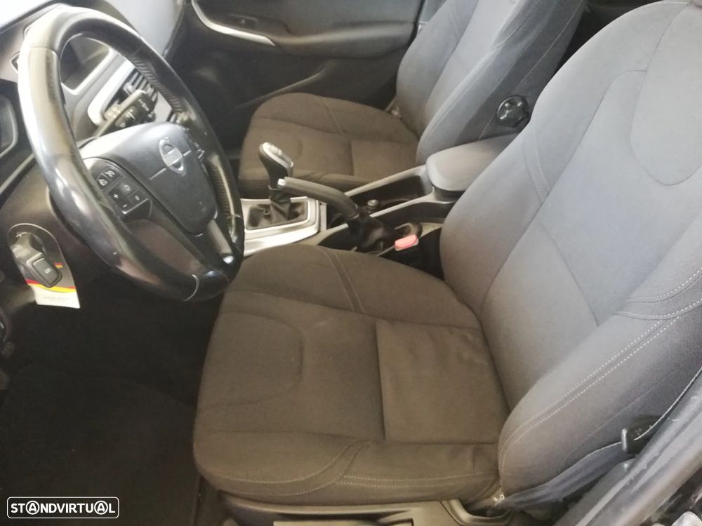 Volvo V40 D2 Momentum - 15