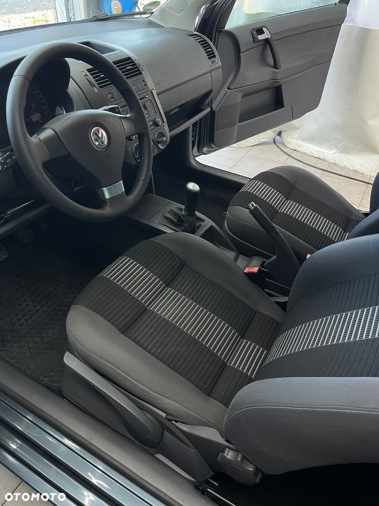 Volkswagen Polo 1.2 Blue Motion Technology Team - 32
