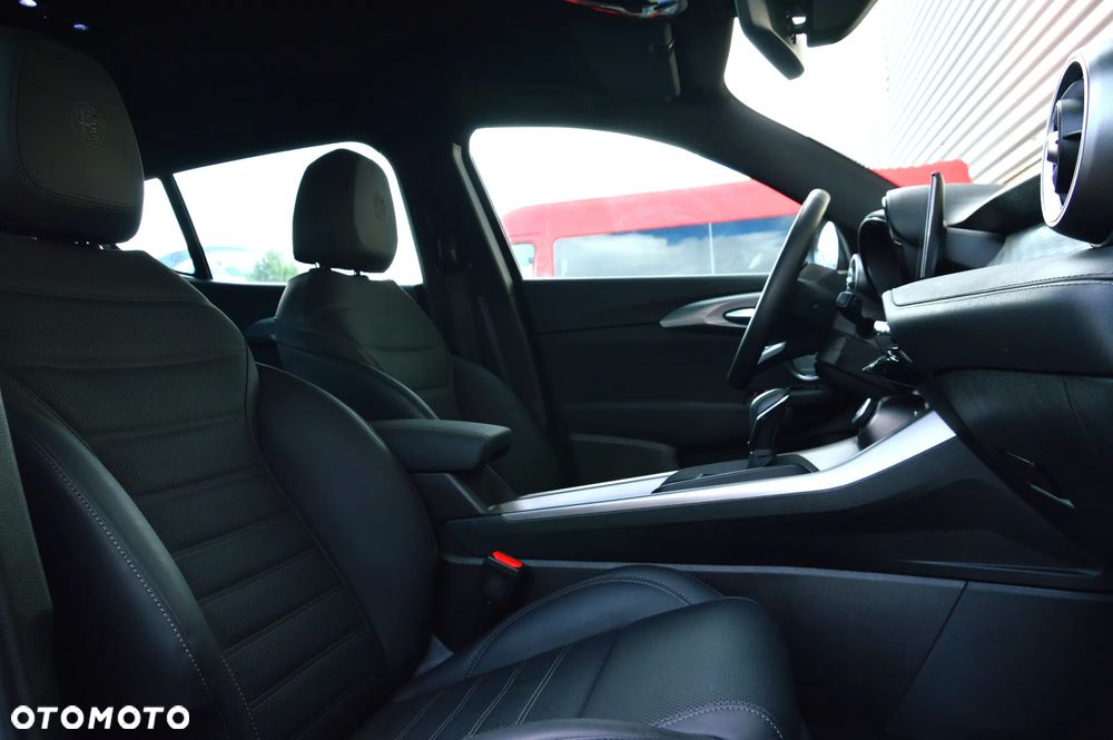 Alfa Romeo Tonale 1.5 T4 GSE mHEV TI DCT - 18