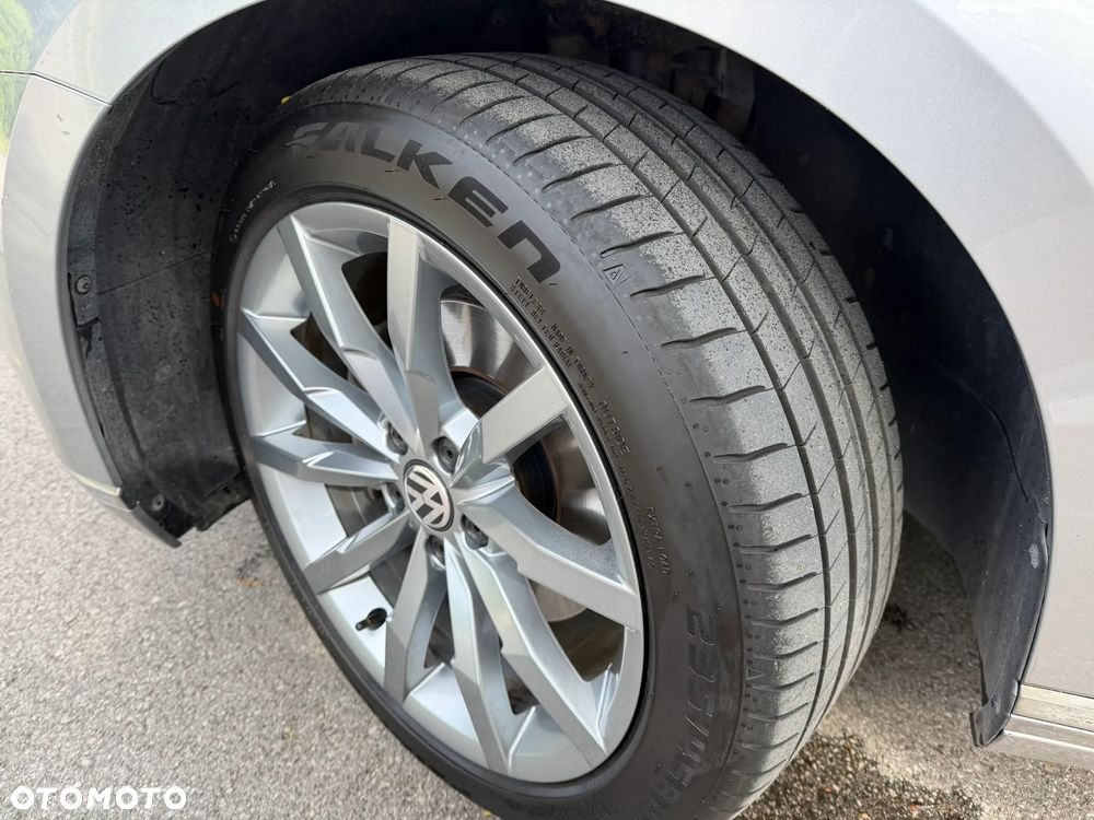 Volkswagen Passat 1.8 TSI BMT Highline DSG - 16