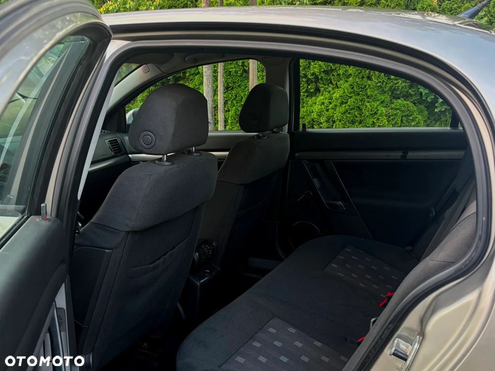 Opel Vectra 1.8 - 11
