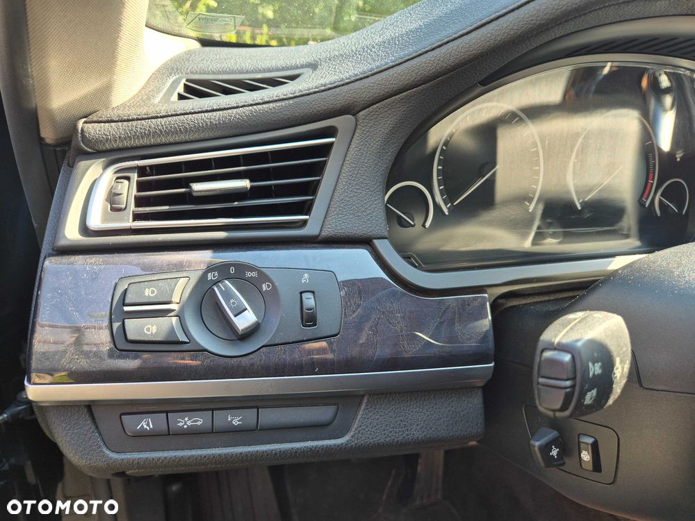 BMW Seria 7 - 3