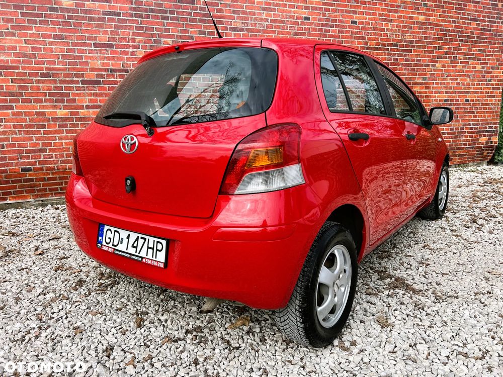 Toyota Yaris - 5