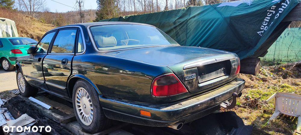 JAGUAR X300 XJ - 4