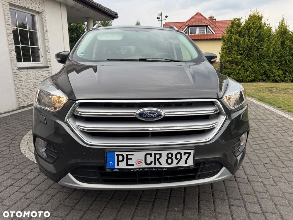 Ford Kuga 1.5 EcoBoost 2x4 Trend - 2