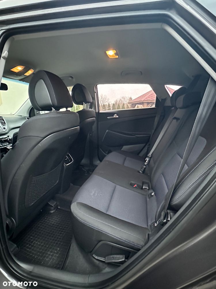 Hyundai Tucson blue 1.7 CRDi 2WD Trend - 10