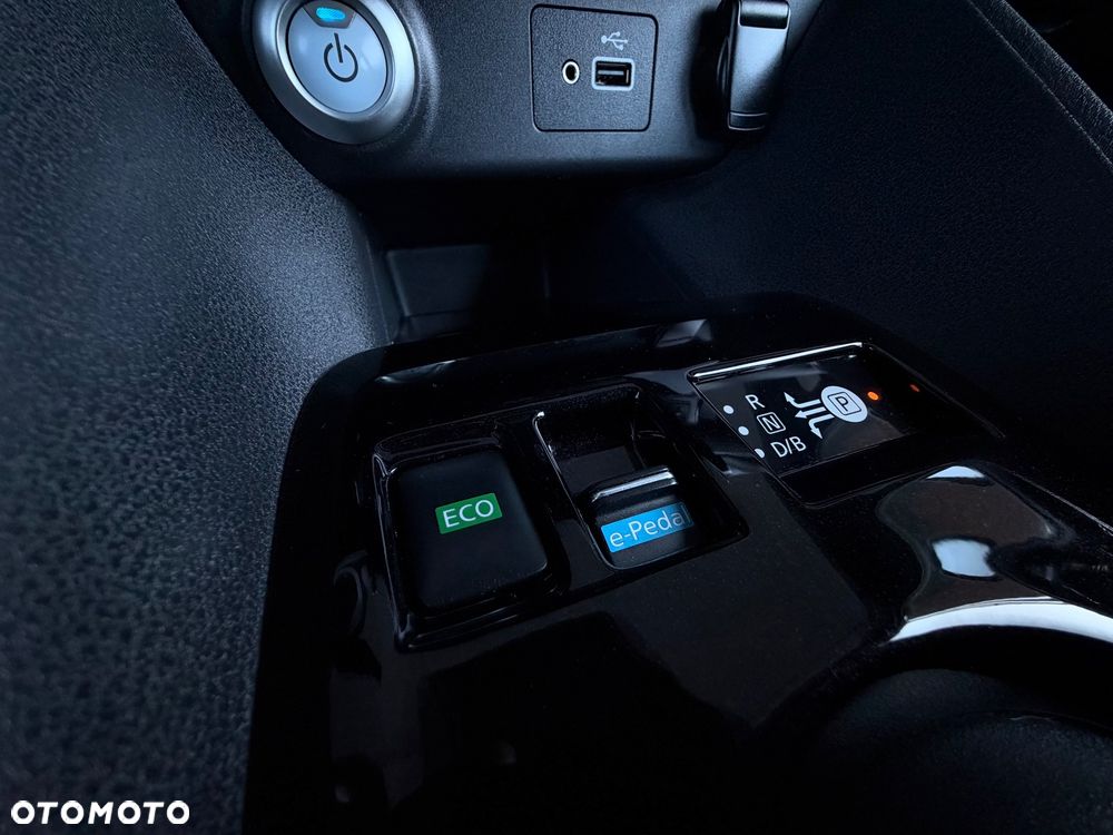 Nissan Leaf 40kWh Acenta - 33