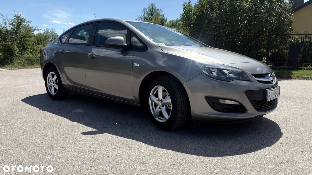 Opel Astra 1.4 T Active EU6 - 6