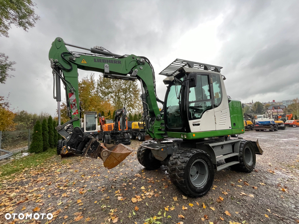 Liebherr 910