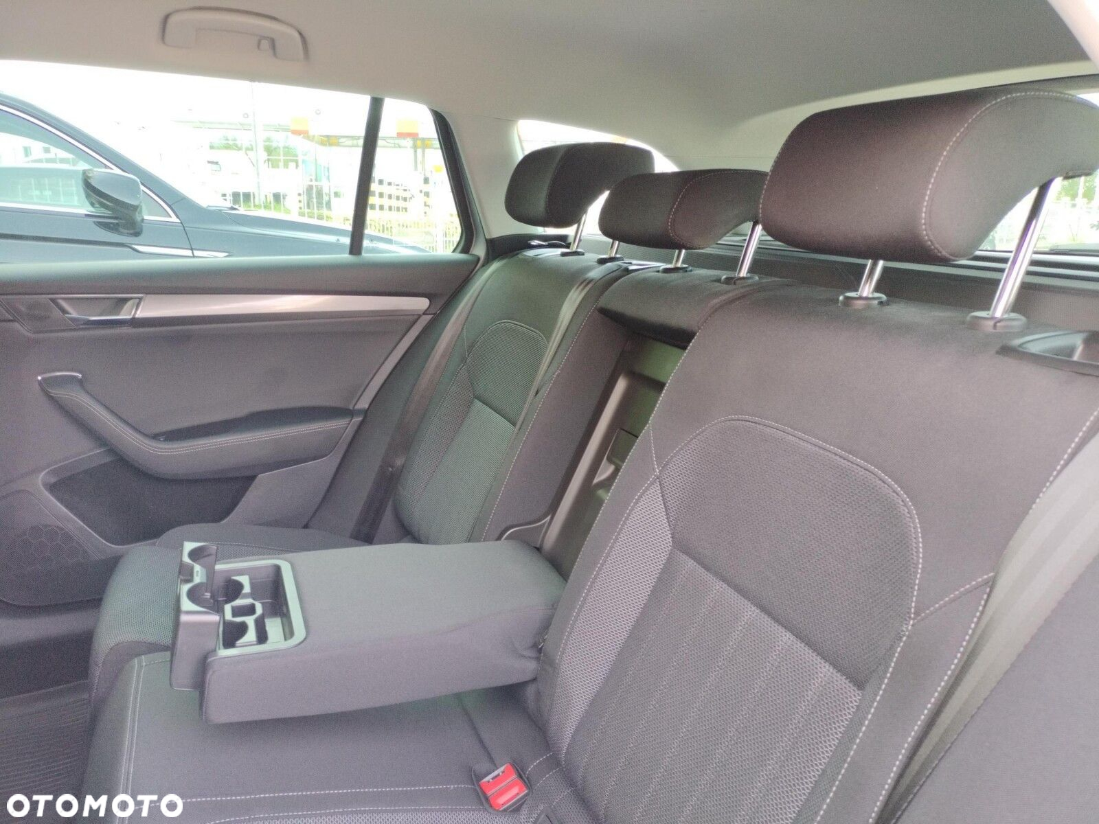 Skoda Superb 2.0 TDI SCR Style DSG - 15