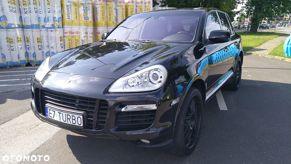 Porsche Cayenne Turbo - 3