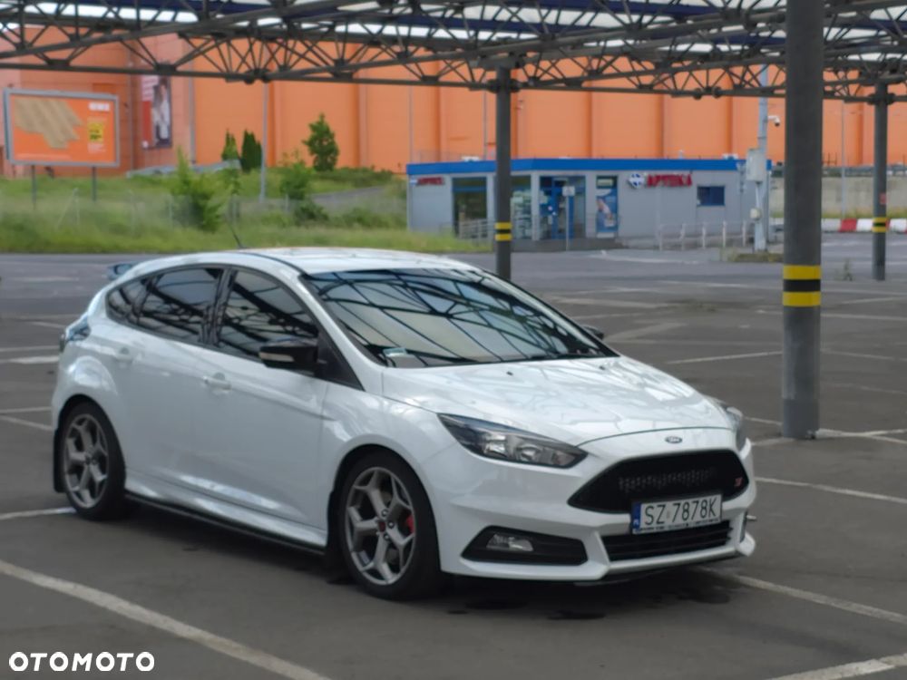 Ford Focus - 12