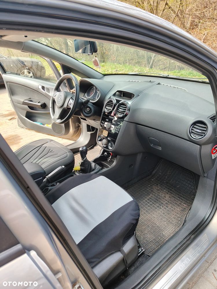 Opel Corsa 1.2 16V Enjoy - 17